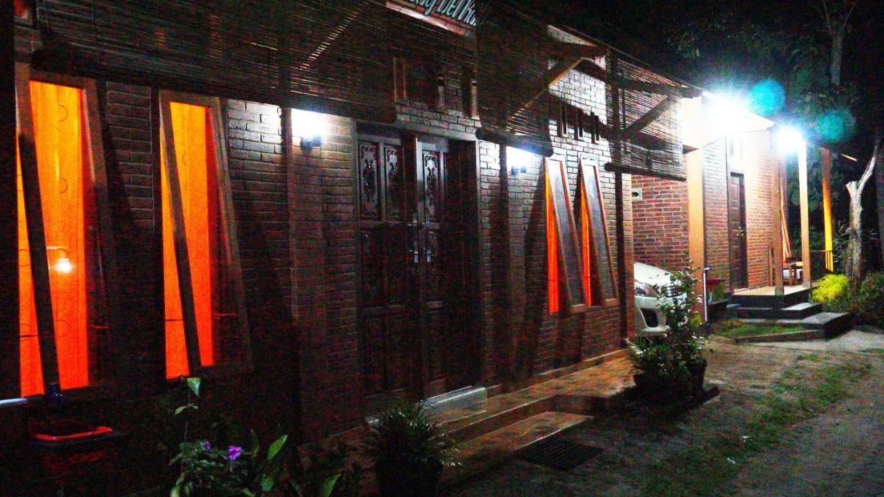 Berkah Homestay Magelang Exterior photo